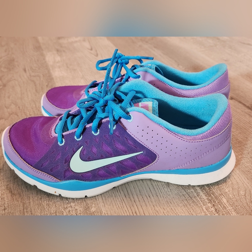 Womens Nike Shoes